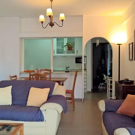 Apartment Alojamento Urbamarjd